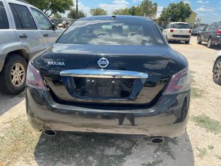 2013 Nissan Maxima 3.5 SV - Exterior Rear Center Image